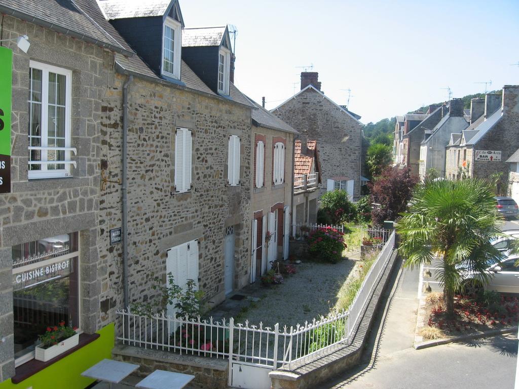 Bed and Breakfast A L'Abri Des Vents Saint-Jean-le-Thomas Zimmer foto